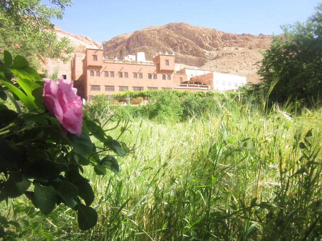 Hotel Awayou Bou Drarar Quarto foto